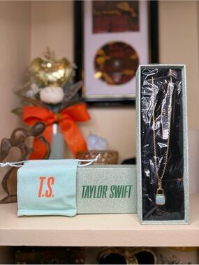 Taylor Swift Showgirl Opalite Lock Necklace Gold Tone NIB